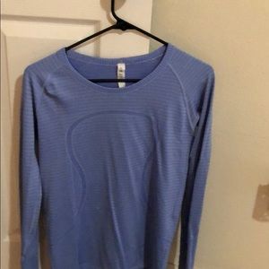 Long sleeve lululemon shirt